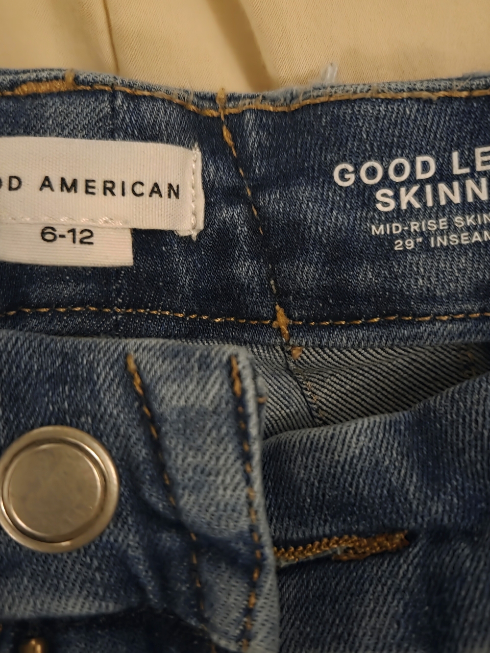 Good American Medium Blue Skinny Jeans with Gold Stitching